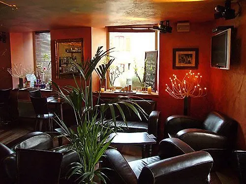 Hotel O2B Aux Berges De Broceliande Beignon